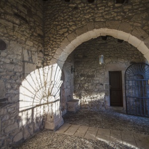 Nostra Signora di Coros, portico (foto di Angelo Marras)